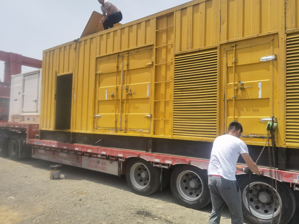 临县发电机出租100KW发电机需要什么规格的电缆线？